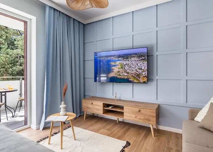 Park Ii Blisko Plazy Piamola, Bezplatne Solarium