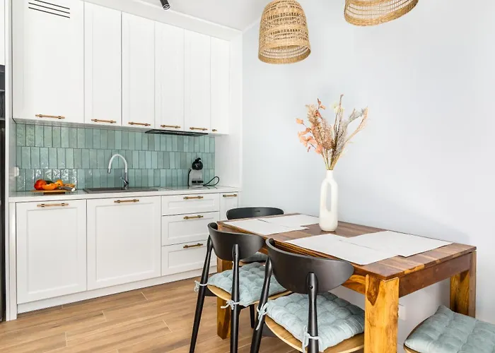 Park Ii Blisko Plazy Piamola, Bezplatne Solarium * 斯蒂格纳