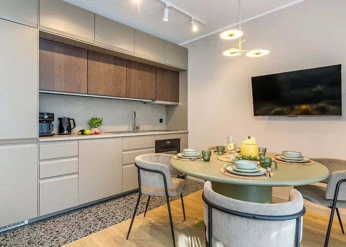 Park Ii Blisko Plazy Piamola, Bezplatne Solarium 公寓 斯蒂格纳