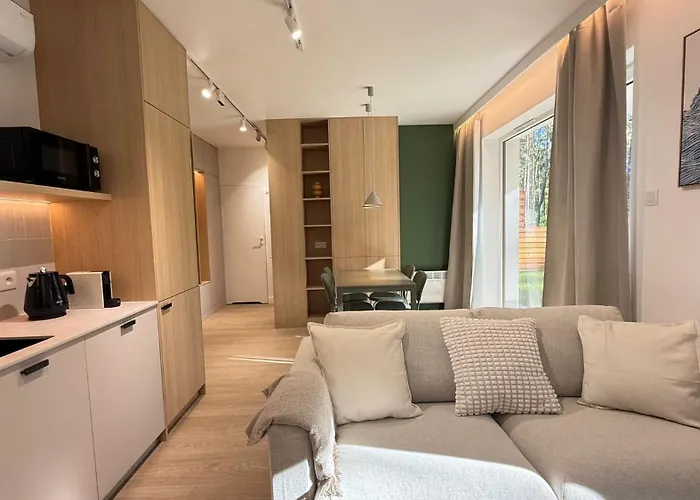 Park Ii Blisko Plazy Piamola, Bezplatne Solarium 公寓